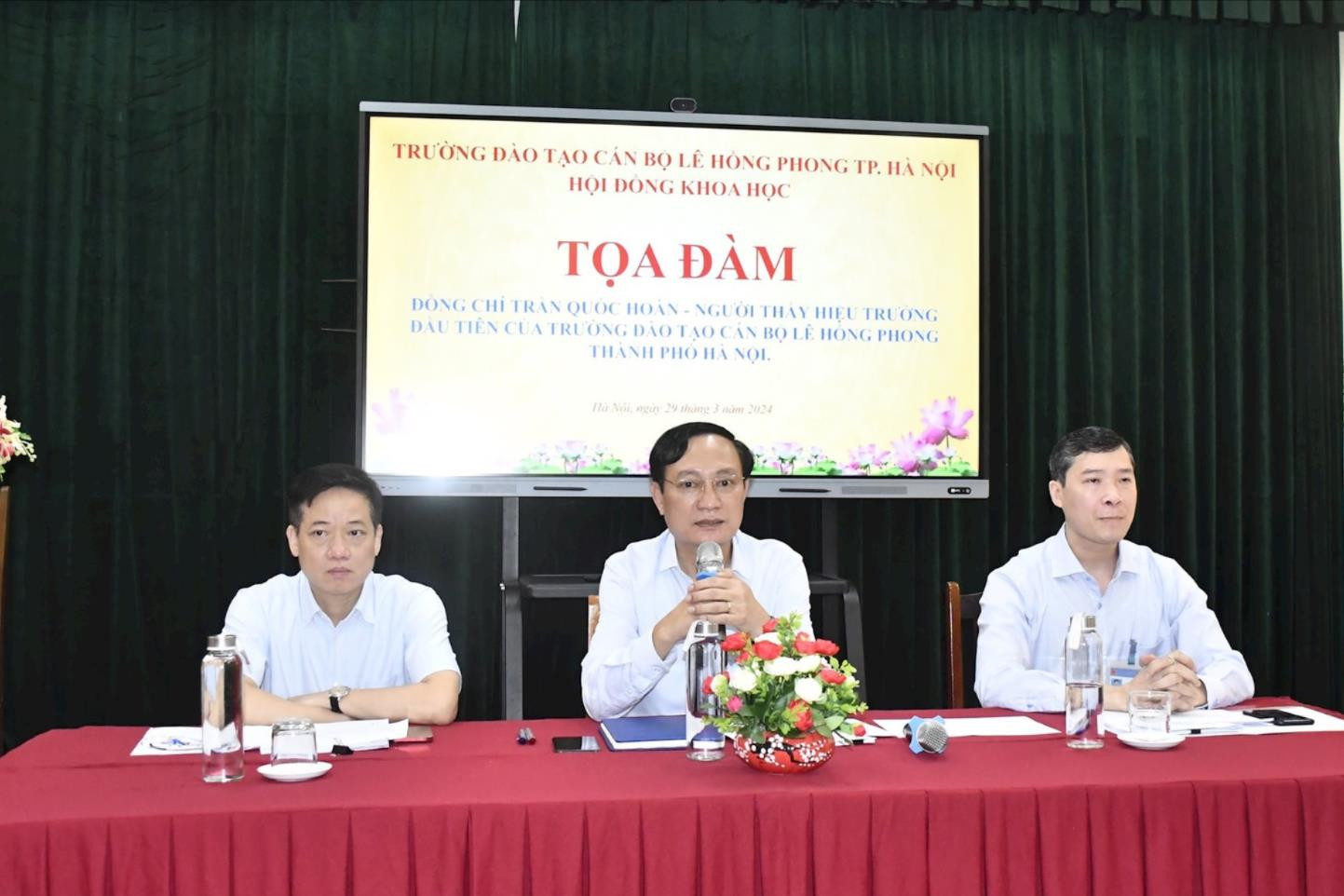 Tọa đàm khoa học về đồng chí Trần Quốc Hoàn - Hiệu trưởng đầu tiên của Trường Đào tạo cán bộ Lê Hồng Phong