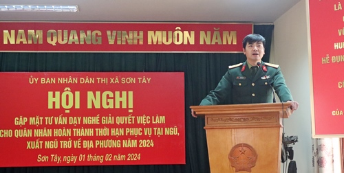 Thị xã Sơn Tây gặp mặt quân nhân xuất ngũ năm 2024