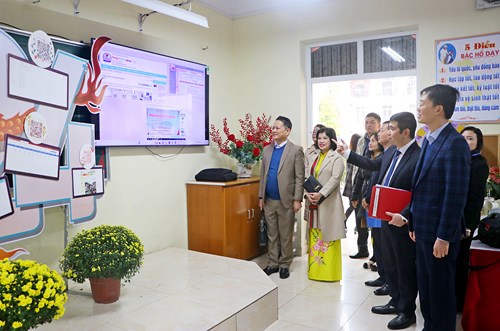 Ngành giáo dục và đào tạo thị xã Sơn Tây đẩy mạnh chuyển đổi số và giáo dục STEM 