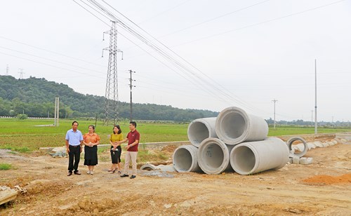 Tiếp tục phát động phong trào thi đua đẩy nhanh tiến độ “Cấp giấy chứng nhận quyền sử dụng đất và tài sản gắn liền với đất”
