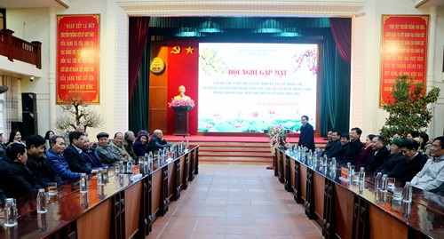 Lãnh đạo thị xã Sơn Tây gặp mặt các đồng chí nguyên lãnh đạo chủ chốt qua các thời kỳ