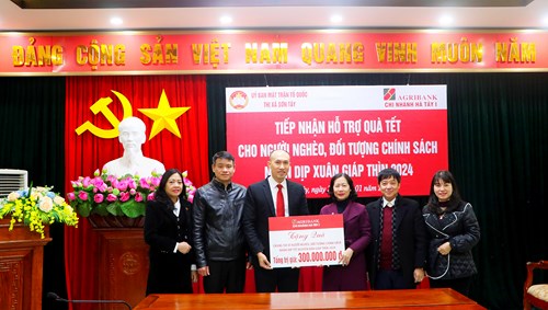 Tiếp nhận hỗ trợ quà Tết cho hộ nghèo, đối tượng chính sách nhân dịp Tết Nguyên đán Giáp Thìn 2024