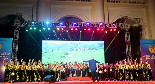 Ấn tượng đêm công diễn các tiết mục xuất sắc tham gia Liên hoan hợp xướng học sinh phổ thông thành phố Hà Nội năm học 2023-2024