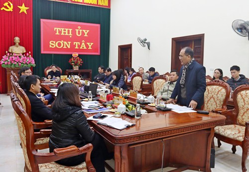Kỳ họp lần thứ 71 Ban Thường vụ Thị ủy Sơn Tây xem xét cho ý kiến một số nội dung quan trọng
