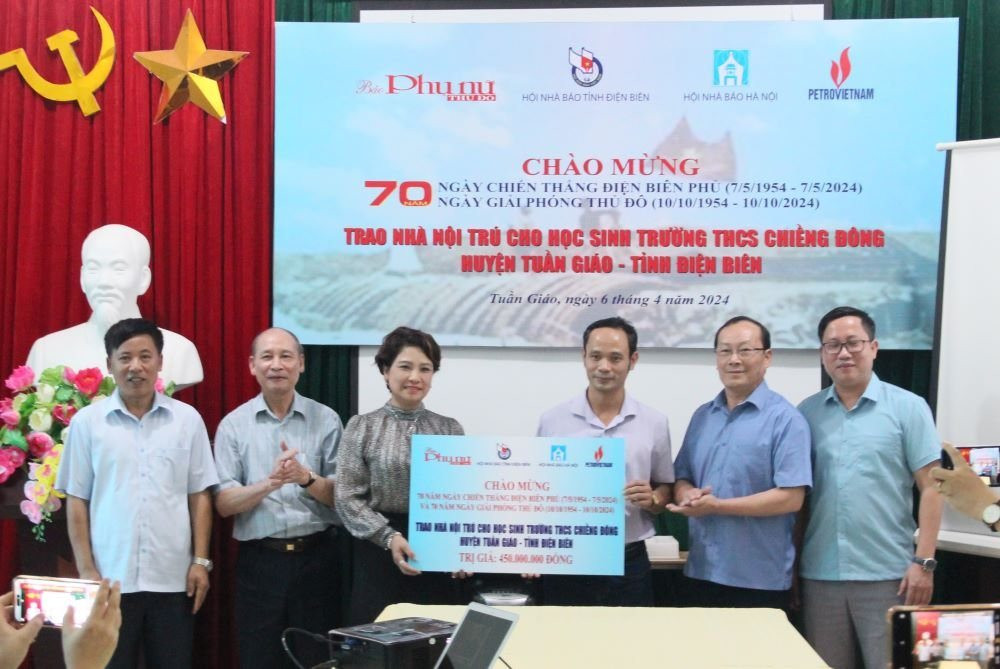 Hỗ trợ 450 triệu đồng xây nhà bán trú Trường THCS Chiềng Đông (tỉnh Điện Biên)