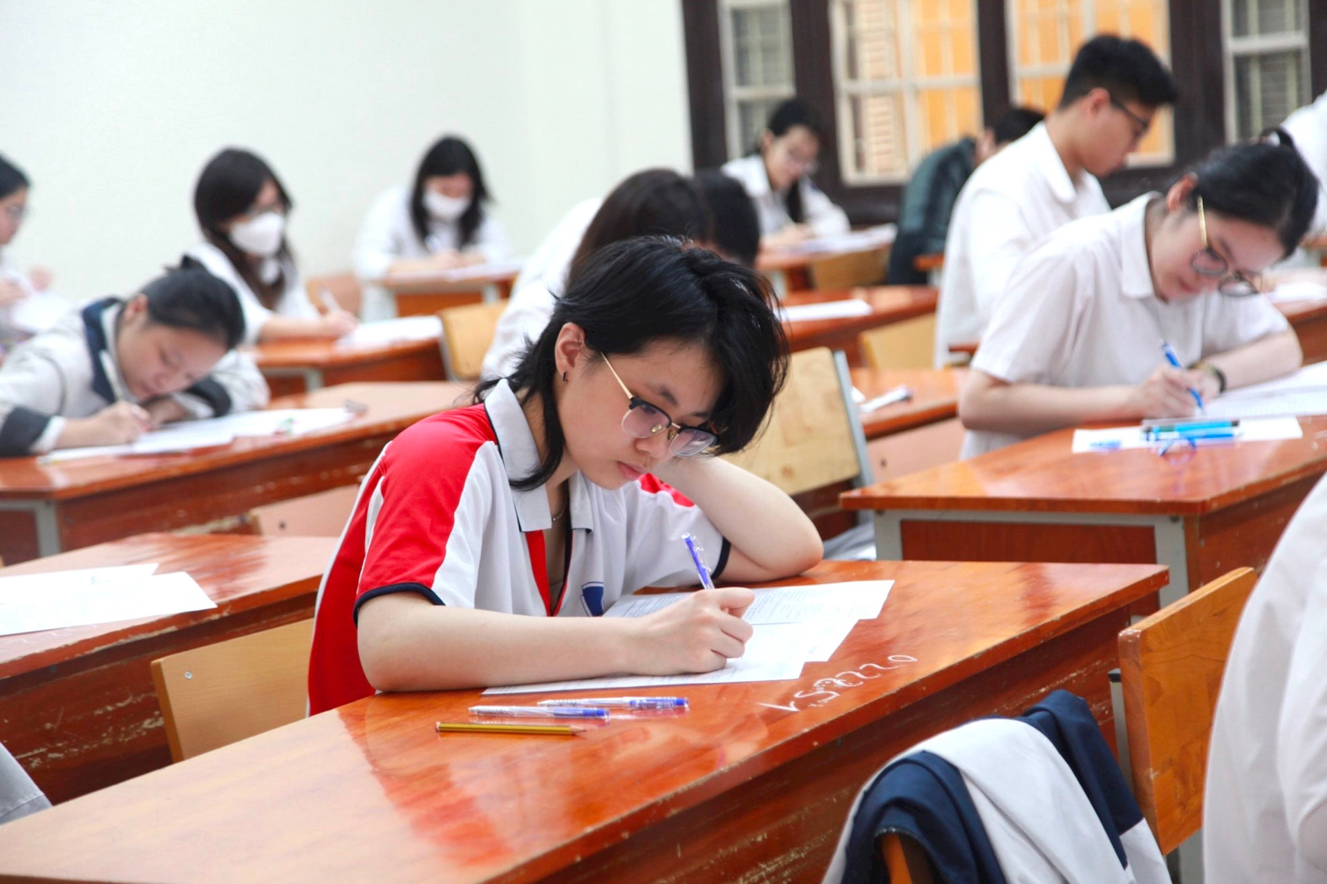 Hơn 116.000 học sinh lớp 12 hoàn thành khảo sát chất lượng
