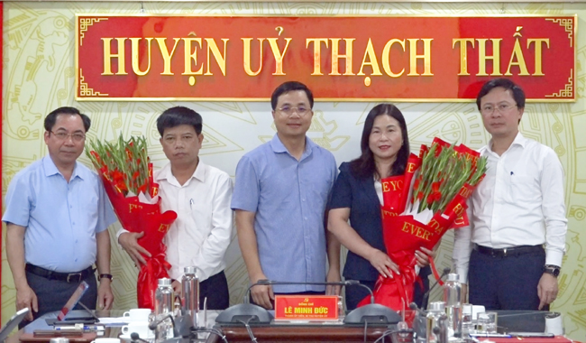 Huyện ủy Thạch Thất tổ chức hội nghị công bố quyết định về công tác cán bộ