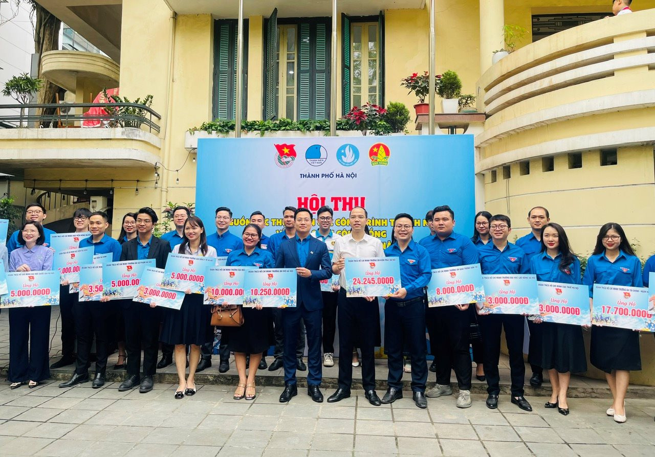 Hội thu ủng hộ Quỹ vì biển, đảo Việt Nam năm 2024