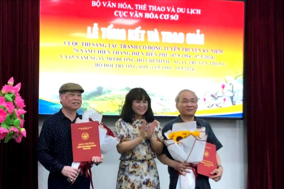 Trao giải sáng tác tranh cổ động kỷ niệm Chiến thắng Điện Biên Phủ