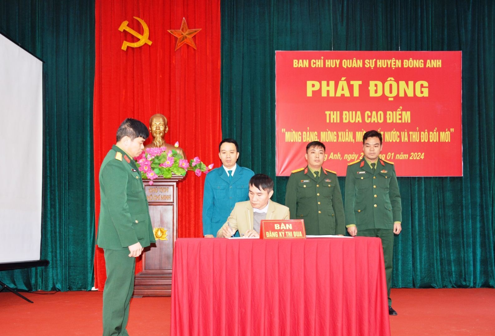 Ban CHQS huyện Đông Anh: Phát động thi đua cao điểm "Mừng Đảng, mừng Xuân, mừng đất nước và Thủ đô đổi mới"