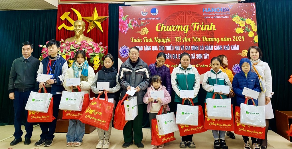 Xuân tình nguyện - Tết ấm yêu thương