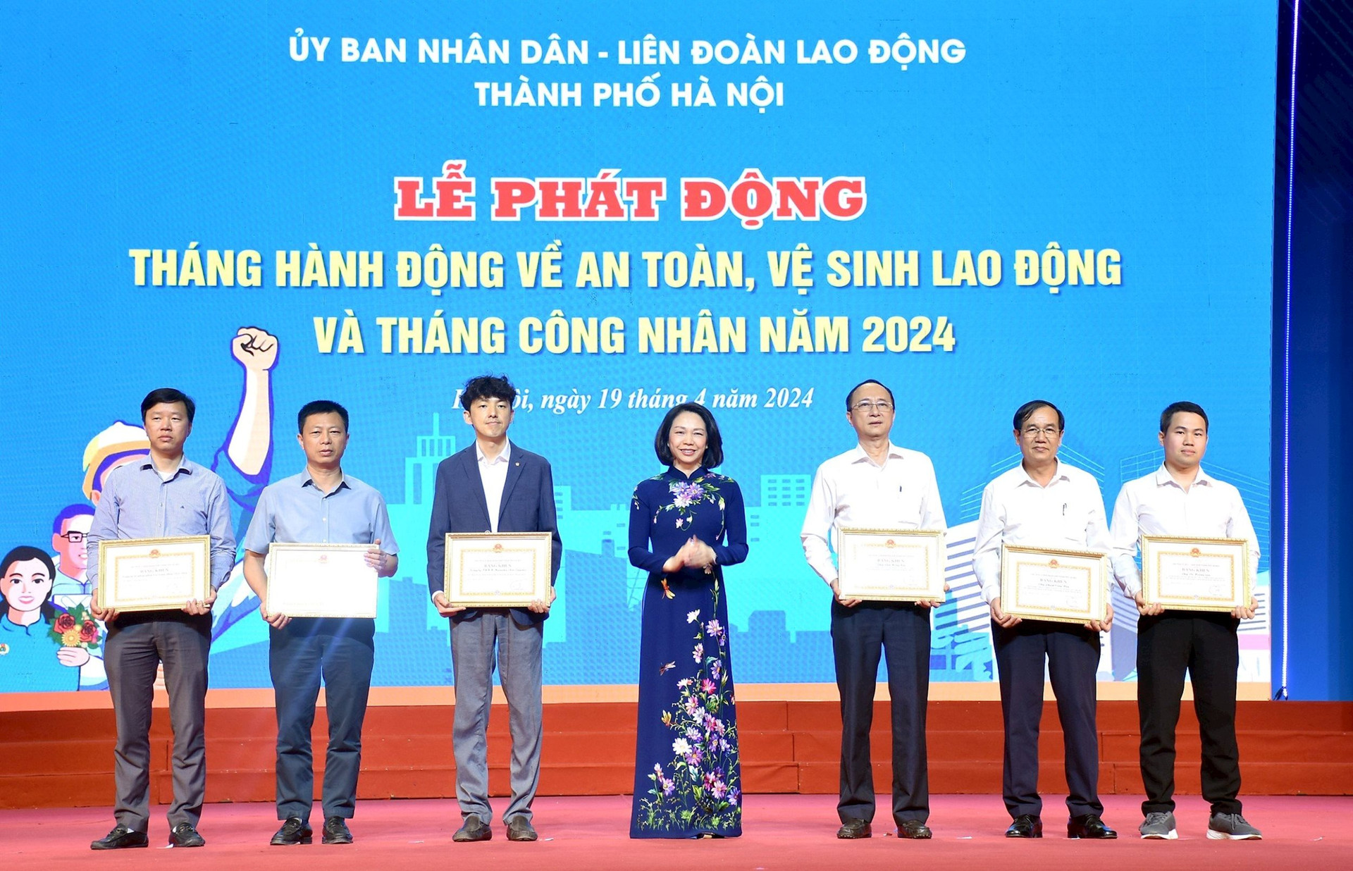 Lễ phát động “Tháng hành động về An toàn vệ sinh lao động và Tháng Công nhân thành phố Hà Nội năm 2024"