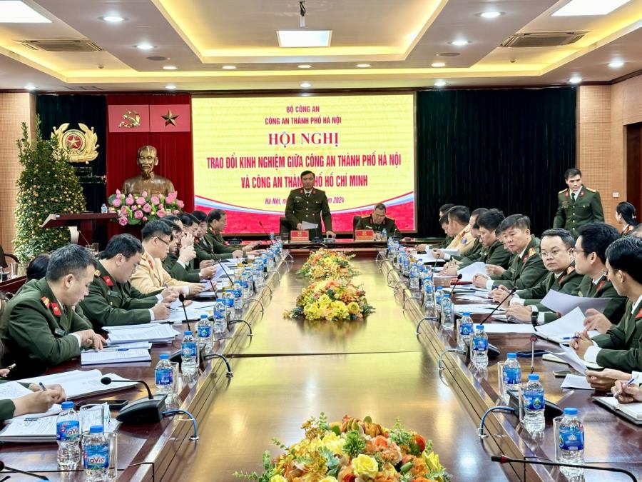 Công an thành phố Hồ Chí Minh tăng cường trao đổi học tập kinh nghiệm với Công an Thủ đô 