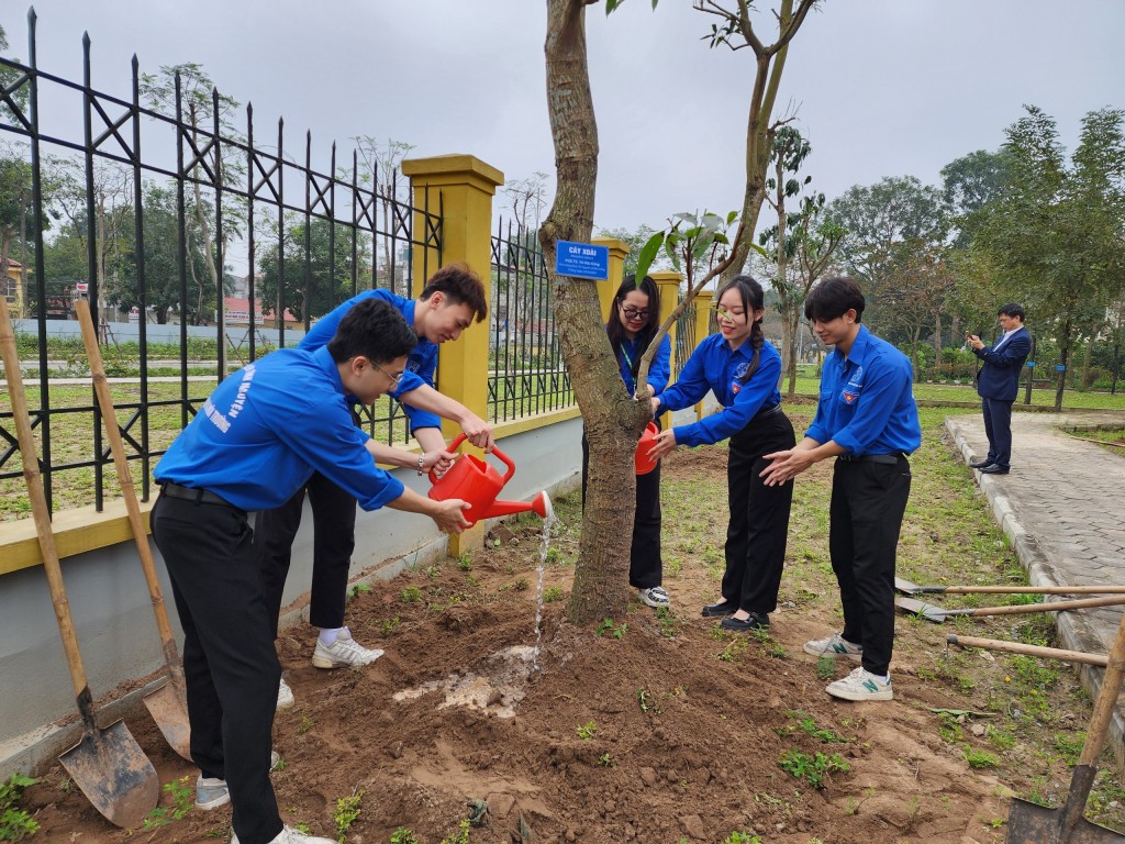 Học viện Nông nghiệp Việt Nam tổ chức Tết trồng cây 2024