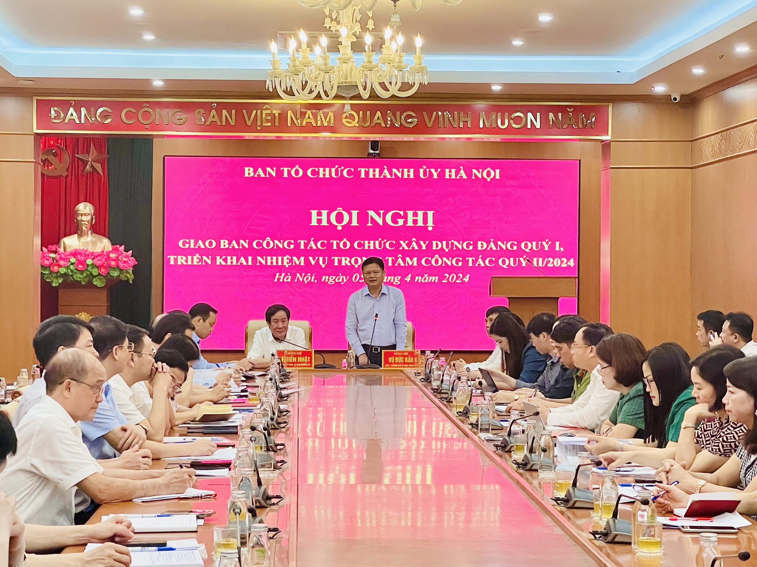 Tăng cường kỷ cương, kỷ luật và trách nhiệm giải quyết công việc trong hệ thống chính trị
