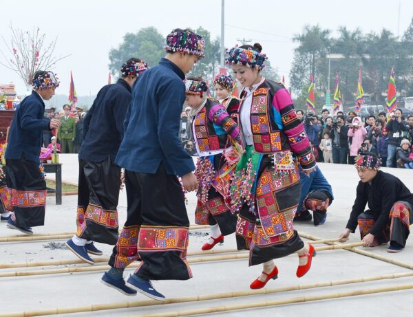 Ngày hội “Sắc Xuân trên mọi miền Tổ quốc” với nhiều hoạt động văn hoá đậm đà bản sắc dân tộc