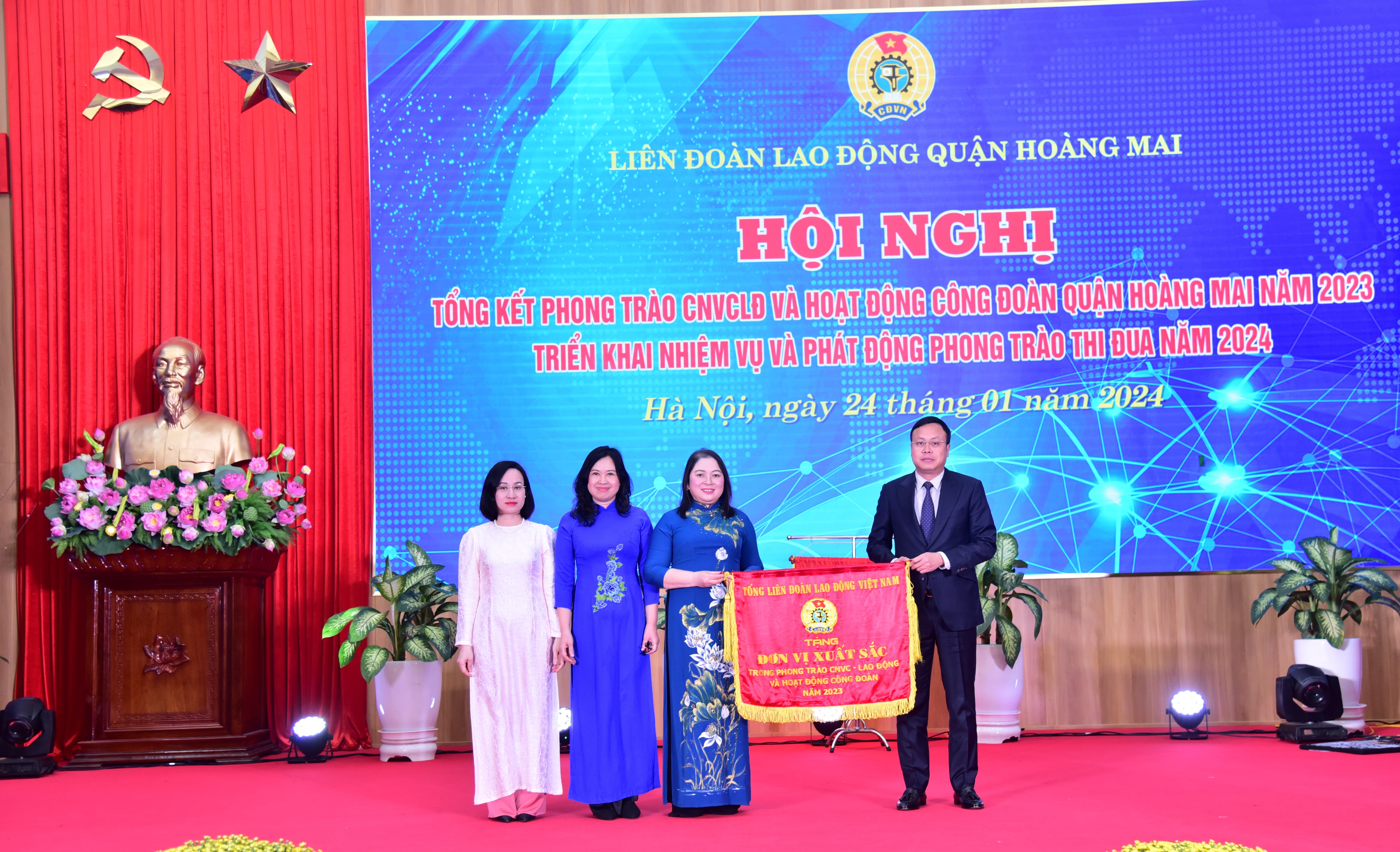 Tiếp tục làm tốt công tác chăm lo, đại diện và bảo vệ quyền, lợi ích hợp pháp, chính đáng của đoàn viên, người lao động