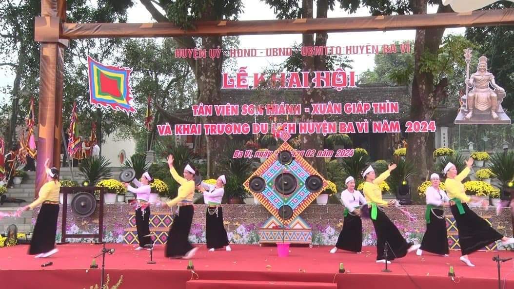 Chuyển biến tích cực thực hiện nếp sống văn minh trong việc cưới, việc tang, mừng thọ và lễ hội