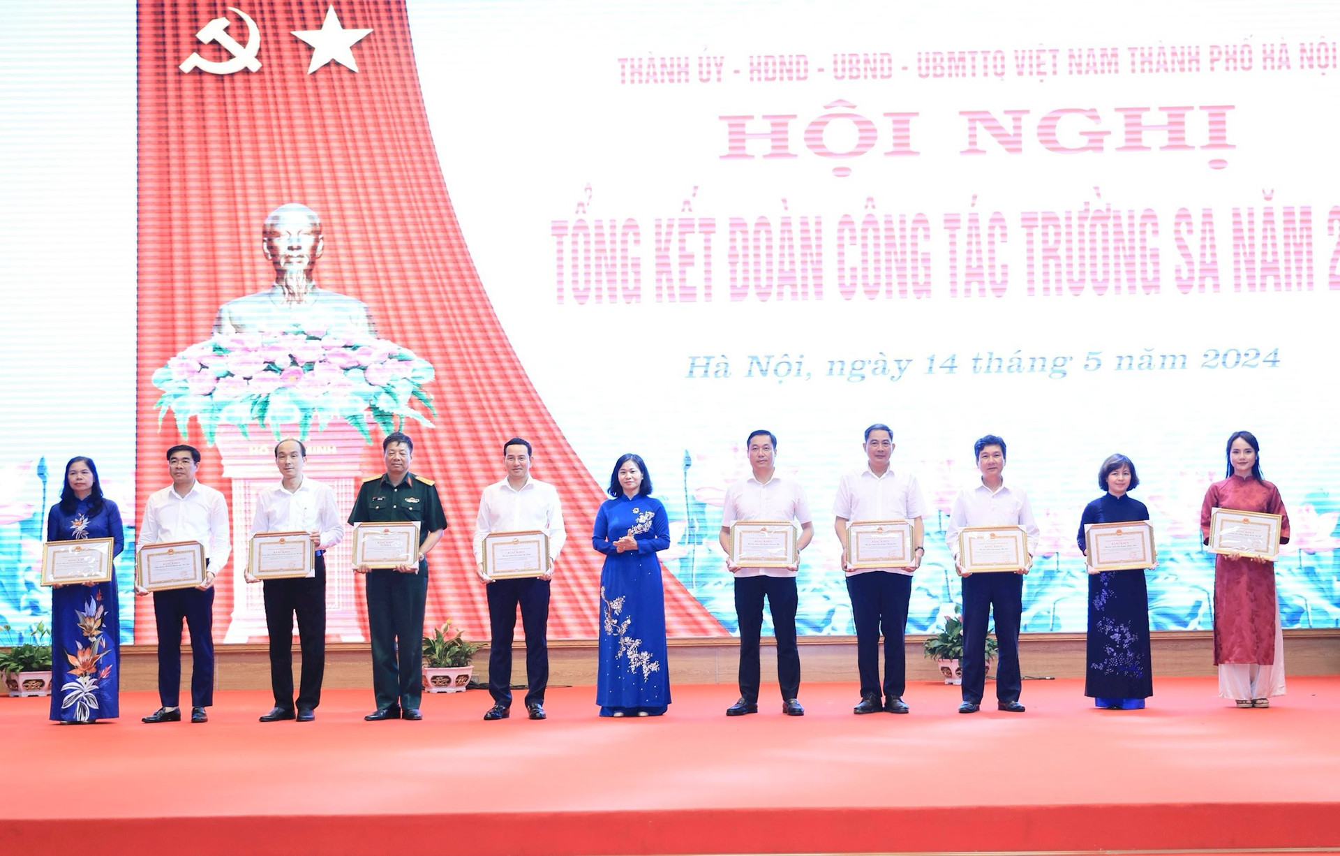 Xanh hóa Trường Sa để góp phần bảo vệ chủ quyền biển đảo của Tổ quốc 