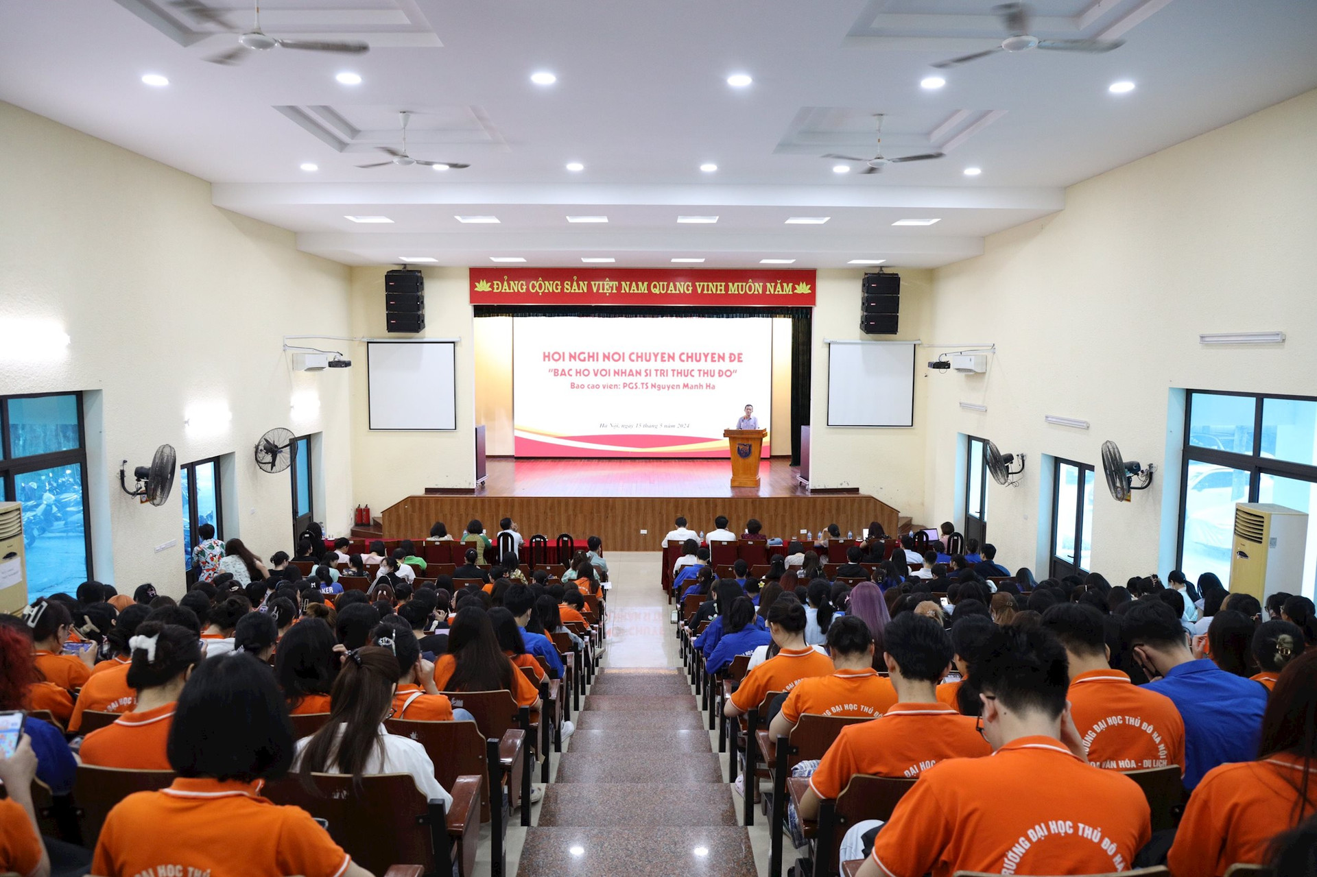Hội nghị chuyên đề “Bác Hồ với nhân sĩ trí thức Thủ đô”
