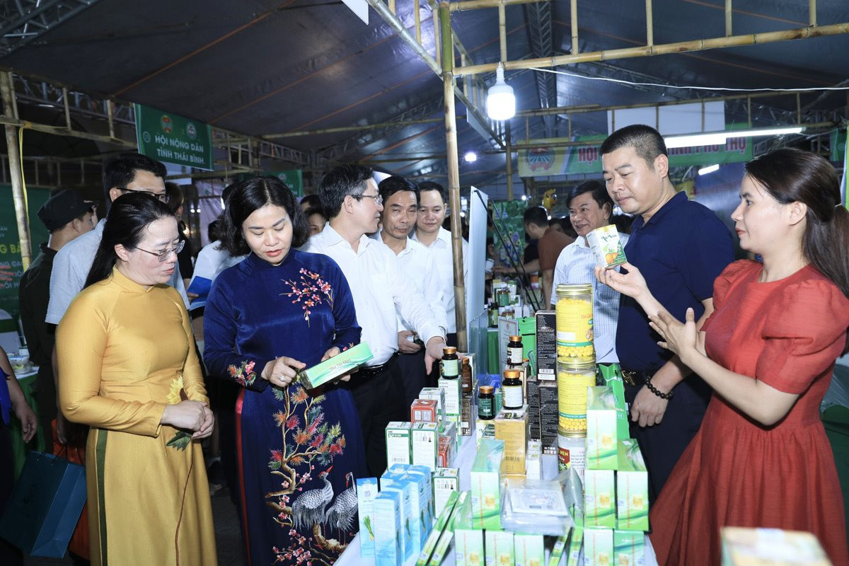 Quảng bá, giới thiệu sản phẩm nông nghiệp chất lượng cao, thân thiện môi trường của Thủ đô Hà Nội