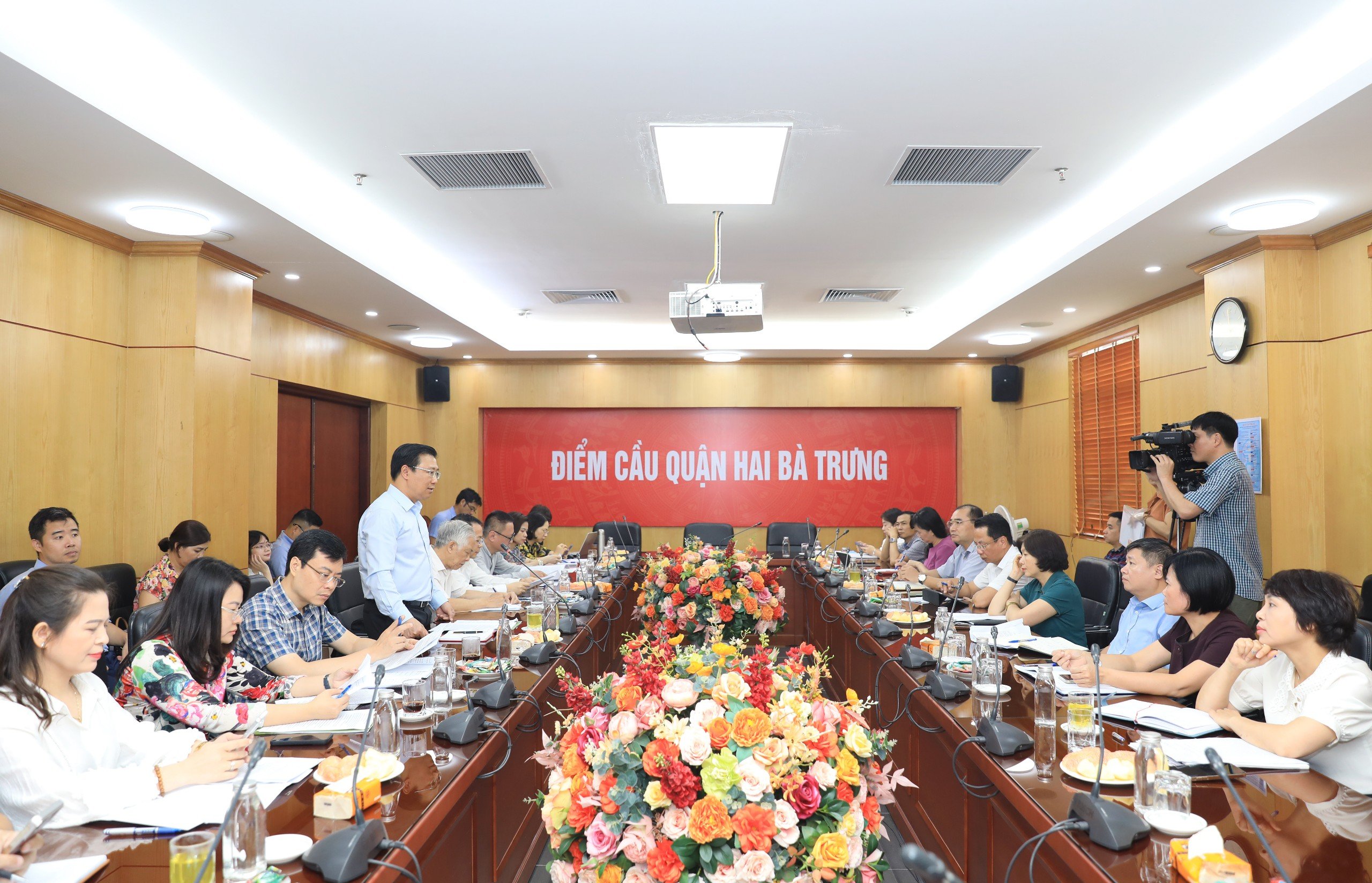 Quận Hai Bà Trưng nghiên cứu giải pháp để xử lý triệt để lĩnh vực vi phạm quảng cáo