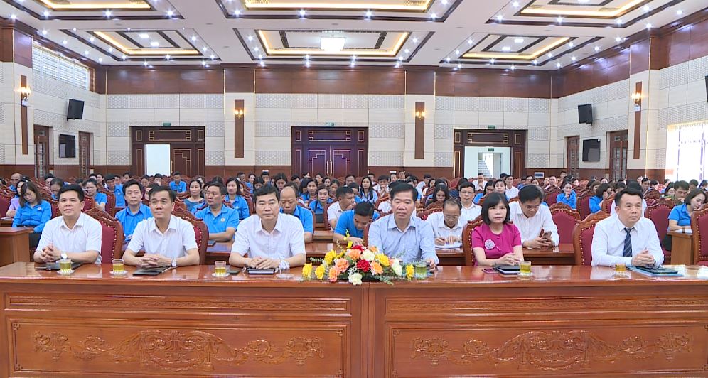 Huyện Phúc Thọ: Giải quyết thấu đáo kiến nghị của công nhân, người lao động