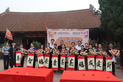 Hương vị Tết xưa, ký ức tuổi thơ: Làng cổ Đường Lâm lưu giữ nét đẹp văn hóa