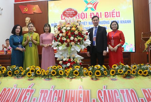 Uỷ ban MTTQ phường Xuân Khanh (thị xã Sơn Tây) quyết tâm xây dựng phường ngày càng phát triển
