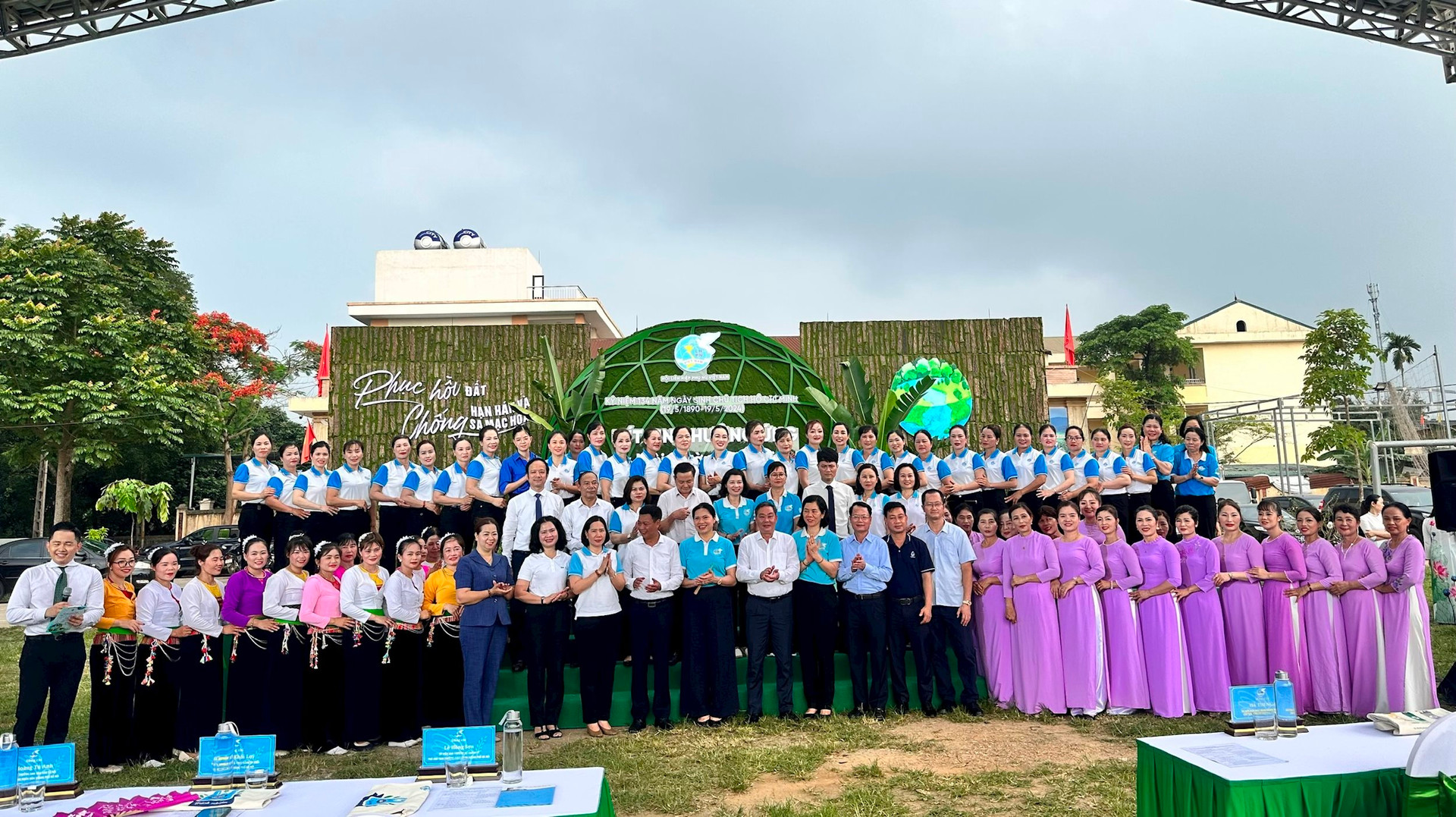 Phụ nữ Việt Nam chung tay bảo vệ môi trường, phục hồi đất, chống hạn hán và sa mạc hóa