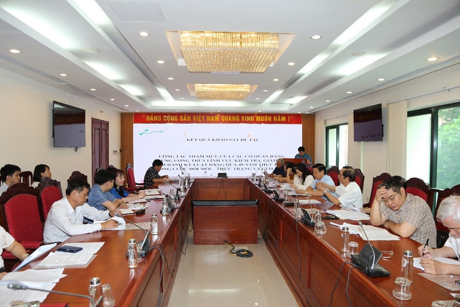Nâng cao hiệu quả công tác tham mưu về kiểm tra, giám sát, thi hành kỷ luật đảng nhằm phòng ngừa, phát hiện và xử lý tham nhũng, góp phần tăng cường kiểm soát quyền lực trong Đảng