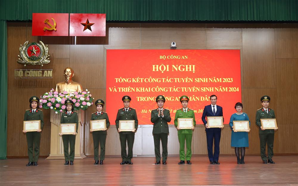 Chủ động hơn trong công tác tuyển chọn, tuyển sinh
