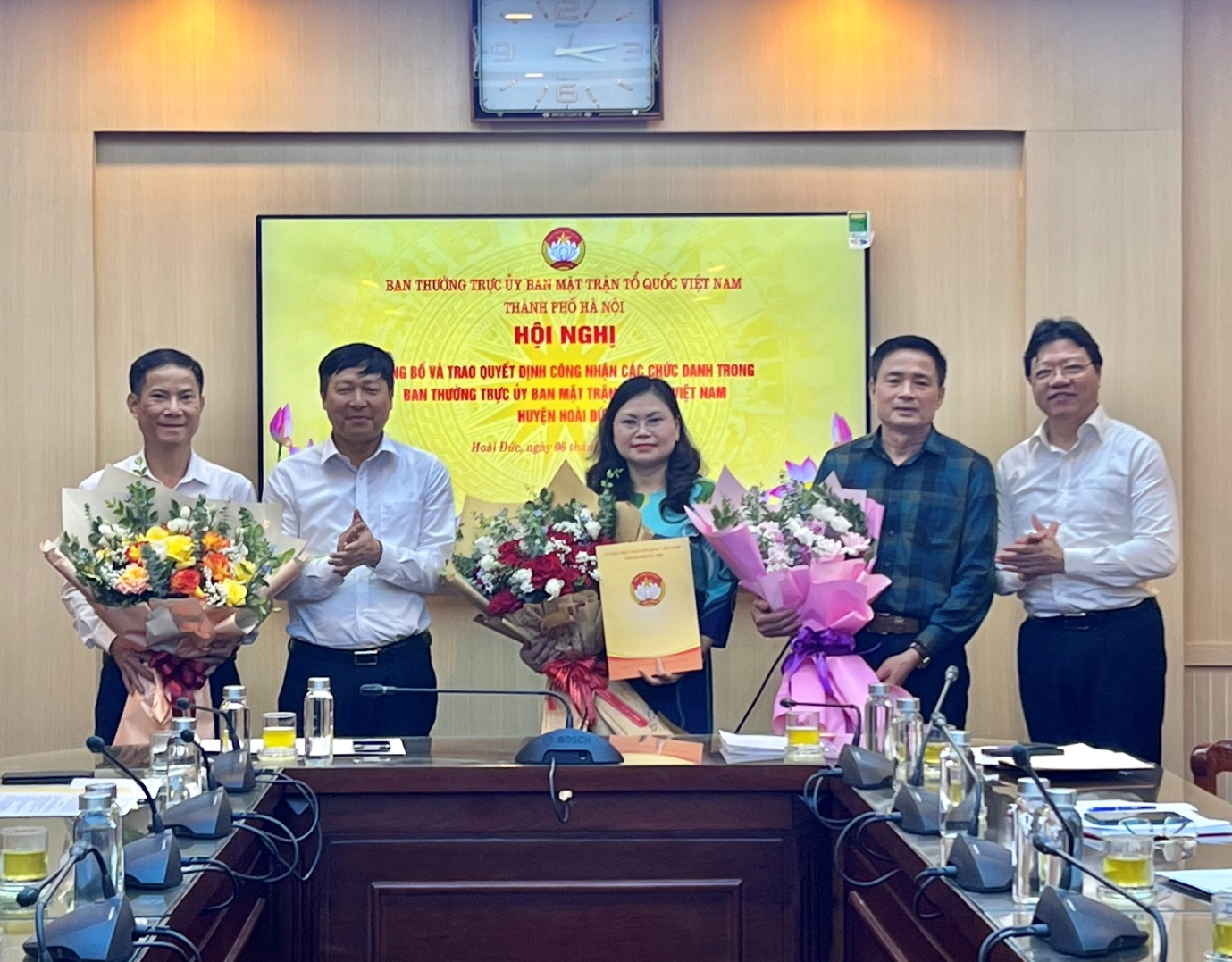 Công bố quyết định các chức danh trong Ban Thường trực ủy ban MTTQ Việt Nam huyện Hoài Đức khóa XXI nhiệm kỳ 2024-2029