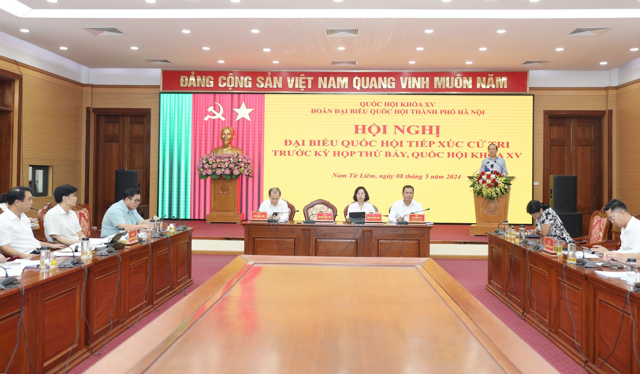 Cử tri hoan nghênh thành phố đã quan tâm chỉ đạo tháo gỡ các vướng mắc đối với các dự án chậm triển khai