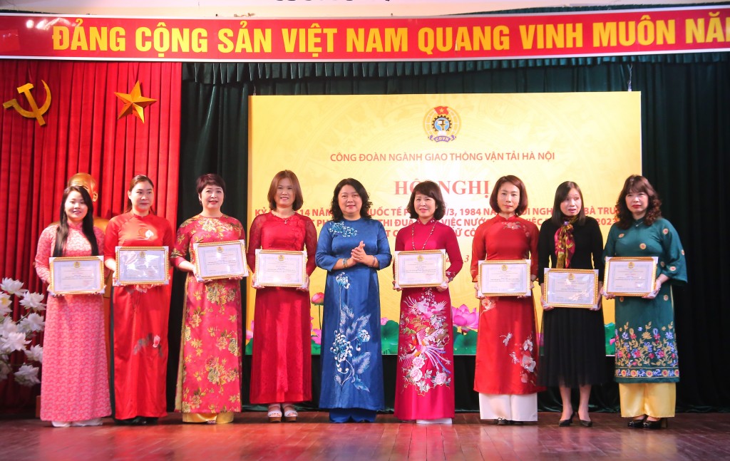 Hiệu quả thiết thực từ phong trào “Giỏi việc nước - Đảm việc nhà”