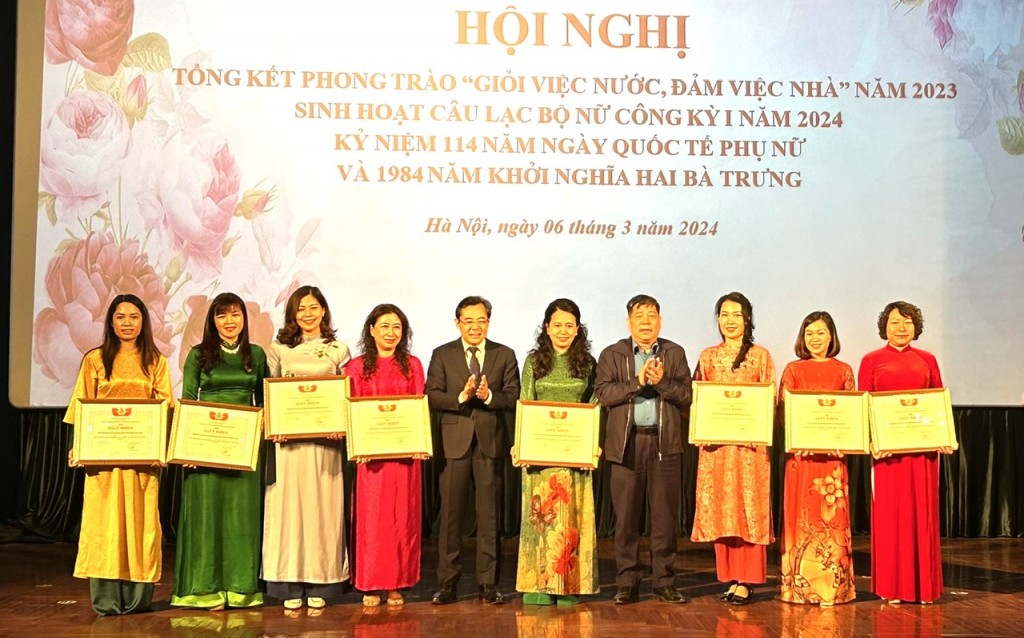 Công đoàn Viên chức thành phố tổng kết phong trào thi đua “Giỏi việc nước - Đảm việc nhà” năm 2023 