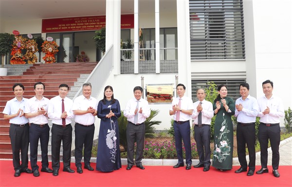 Chào mừng 70 năm Giải phóng Thủ đô: Huyện Gia Lâm khánh thành và khởi công nhiều công trình phục vụ nhân dân 