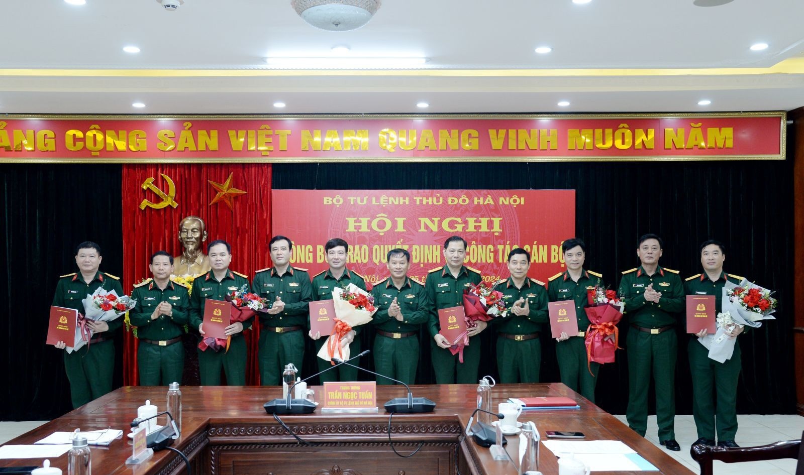 Bộ Tư lệnh Thủ đô Hà Nội điều động và bổ nhiệm 17 cán bộ
