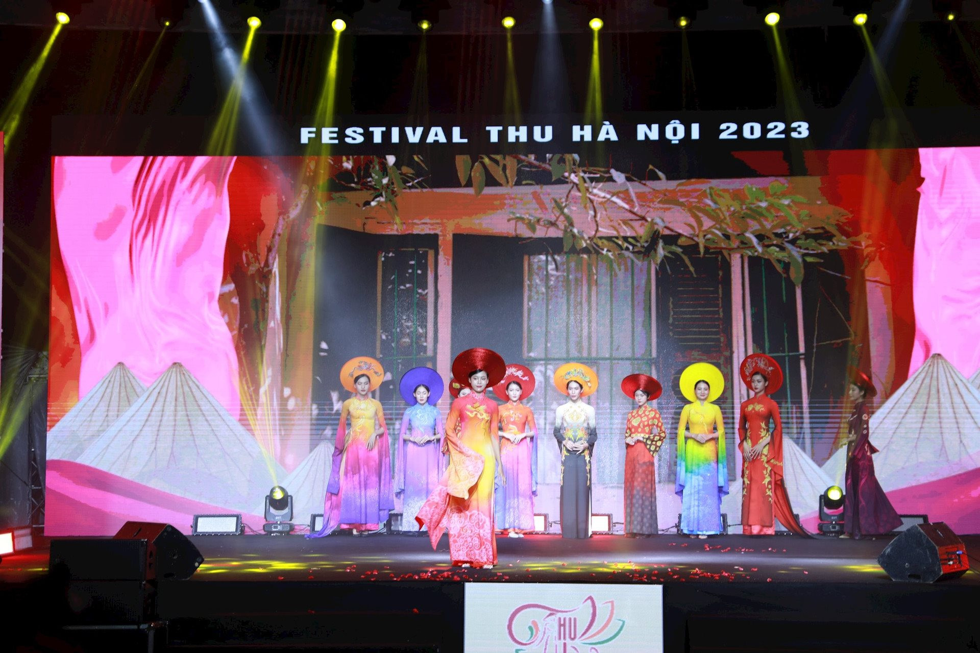 Festival Thu Hà Nội 2024: Hành trình khám phá mùa thu lịch sử