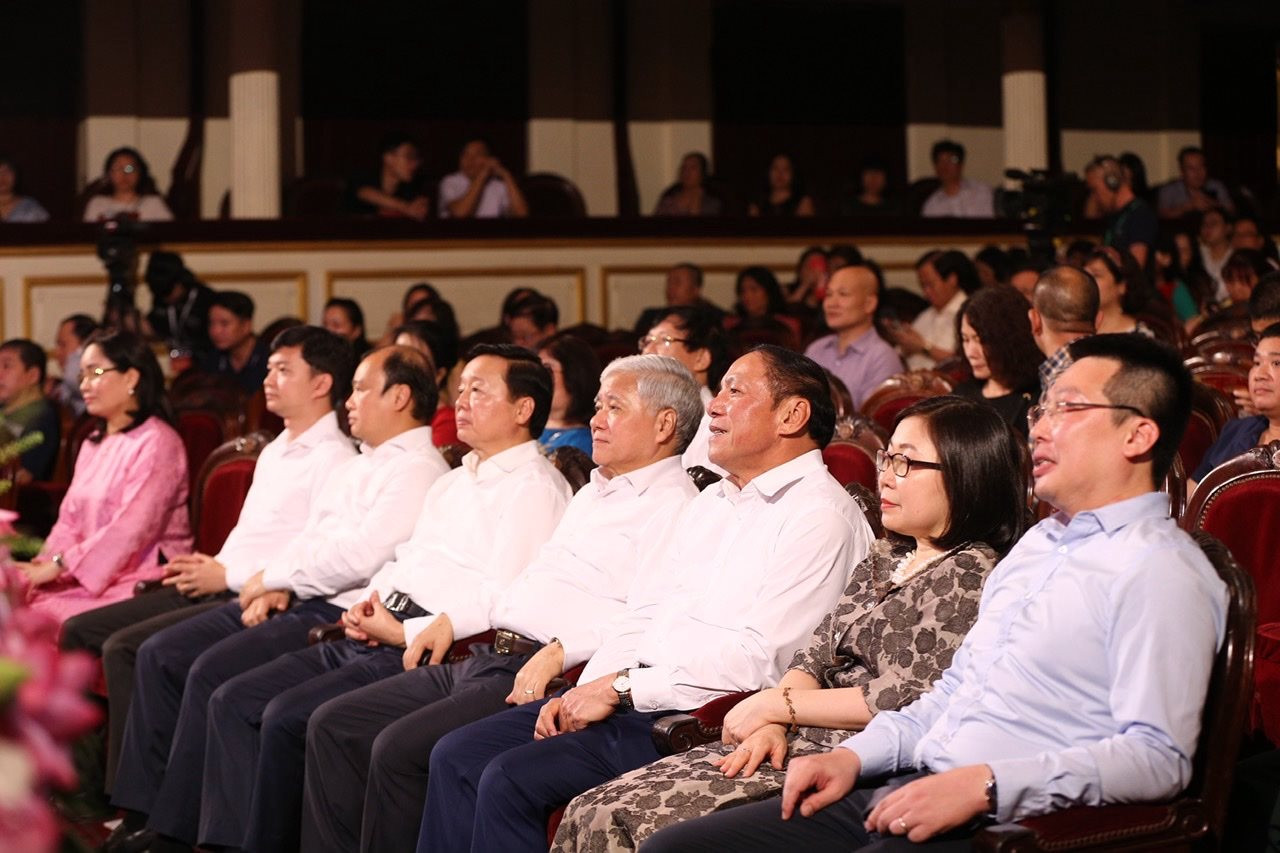 Chương trình nghệ thuật "Việt Nam - Khát vọng vươn xa": Khơi dậy lòng yêu nước, tinh thần đoàn kết