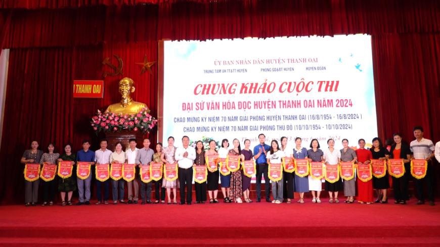 Huyện Thanh Oai sôi nổi Cuộc thi Văn hóa đọc năm 2024: Khơi dậy niềm đam mê đọc sách trong thế hệ trẻ