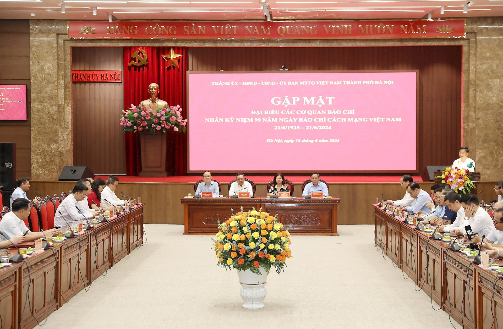 Các cơ quan báo chí đồng hành vì một Hà Nội văn minh, hiện đại