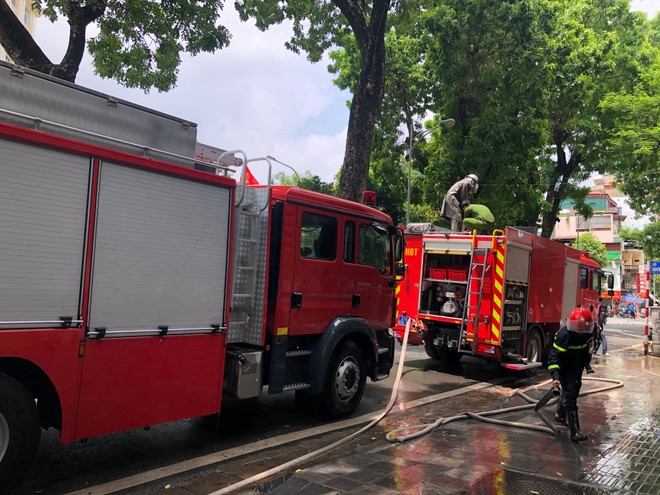 Thành phố Hà Nội yêu cầu khẩn trương khắc phục vi phạm phòng cháy chữa cháy tại 29 cơ sở nhà cao tầng