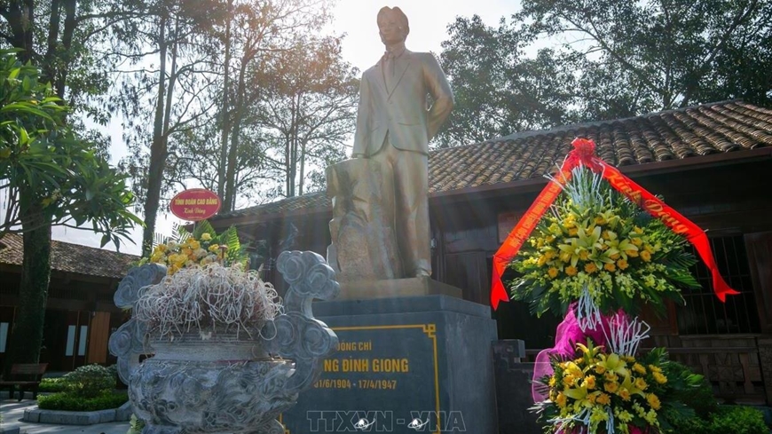 Lãnh đạo tiền bối tiêu biểu của Đảng và cách mạng Việt Nam