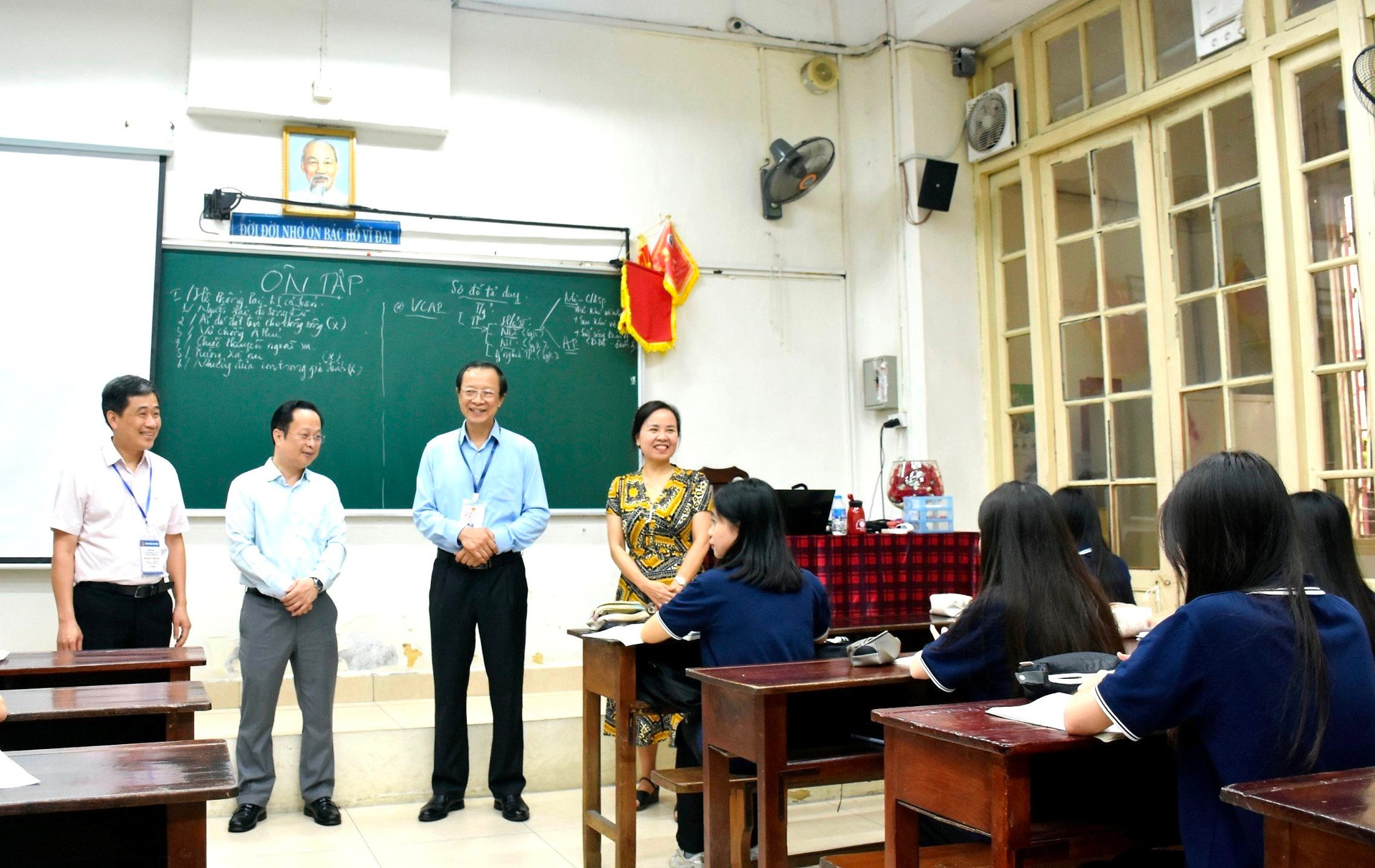 Thành phố Hà Nội quyết tâm tổ chức kỳ thi tốt nghiệp THPT 2024 an toàn, hiệu quả