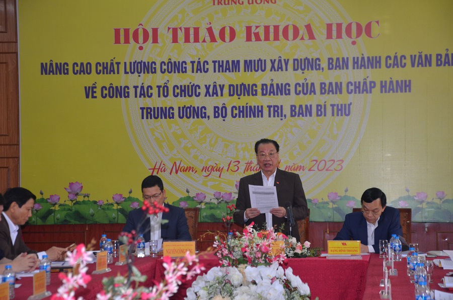 Một số giải pháp góp phần nâng cao chất lượng công tác tham mưu lĩnh vực tổ chức xây dựng Đảng
