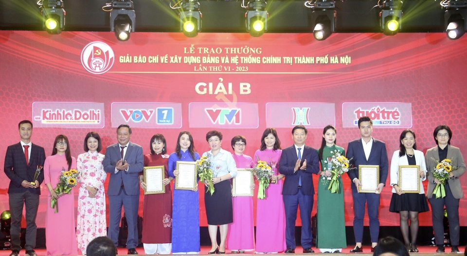 Tổ chức Giải Báo chí về xây dựng Đảng và hệ thống chính trị thành phố Hà Nội lần thứ VII - năm 2024