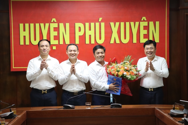 Huyện Phú Xuyên có tân Giám đốc Ban quản lý dự án đầu tư xây dựng huyện