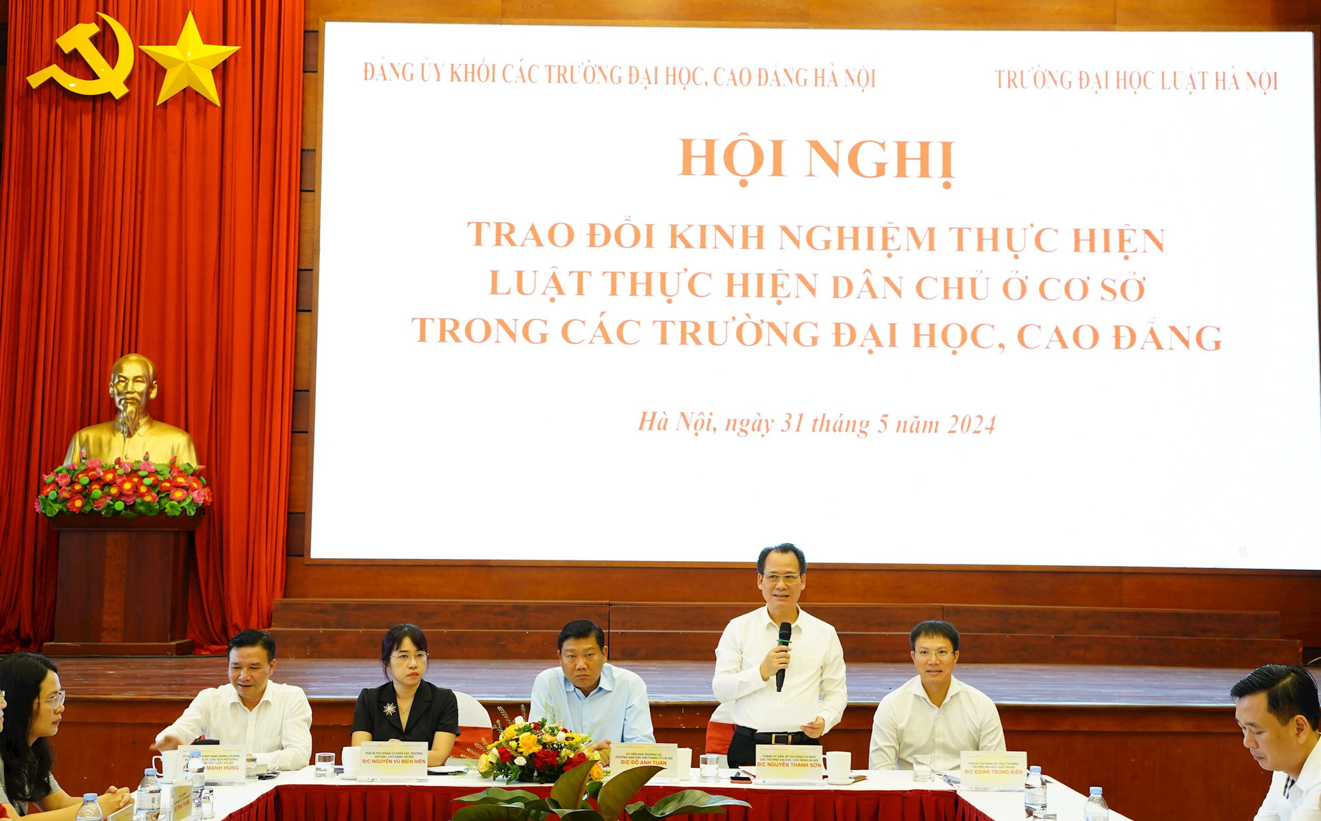 Trao đổi kinh nghiệm thực hiện dân chủ ở cơ sở tại trường đại học, cao đẳng