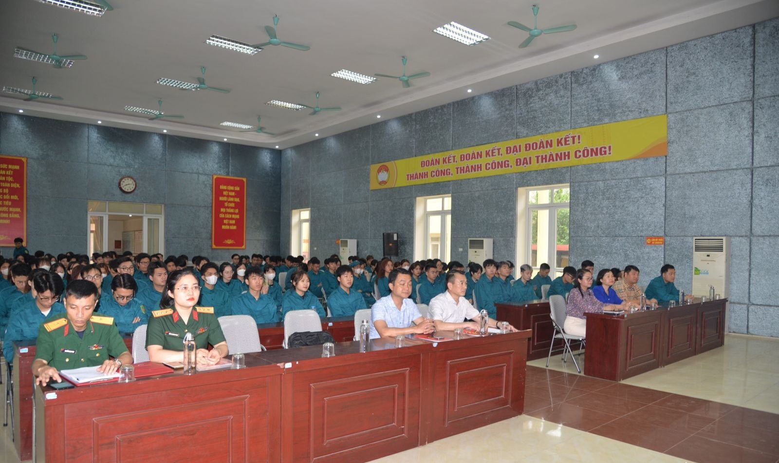 Sẵn sàng cho nhiệm vụ bảo vệ Tổ quốc: Khai mạc huấn luyện dân quân năm thứ nhất